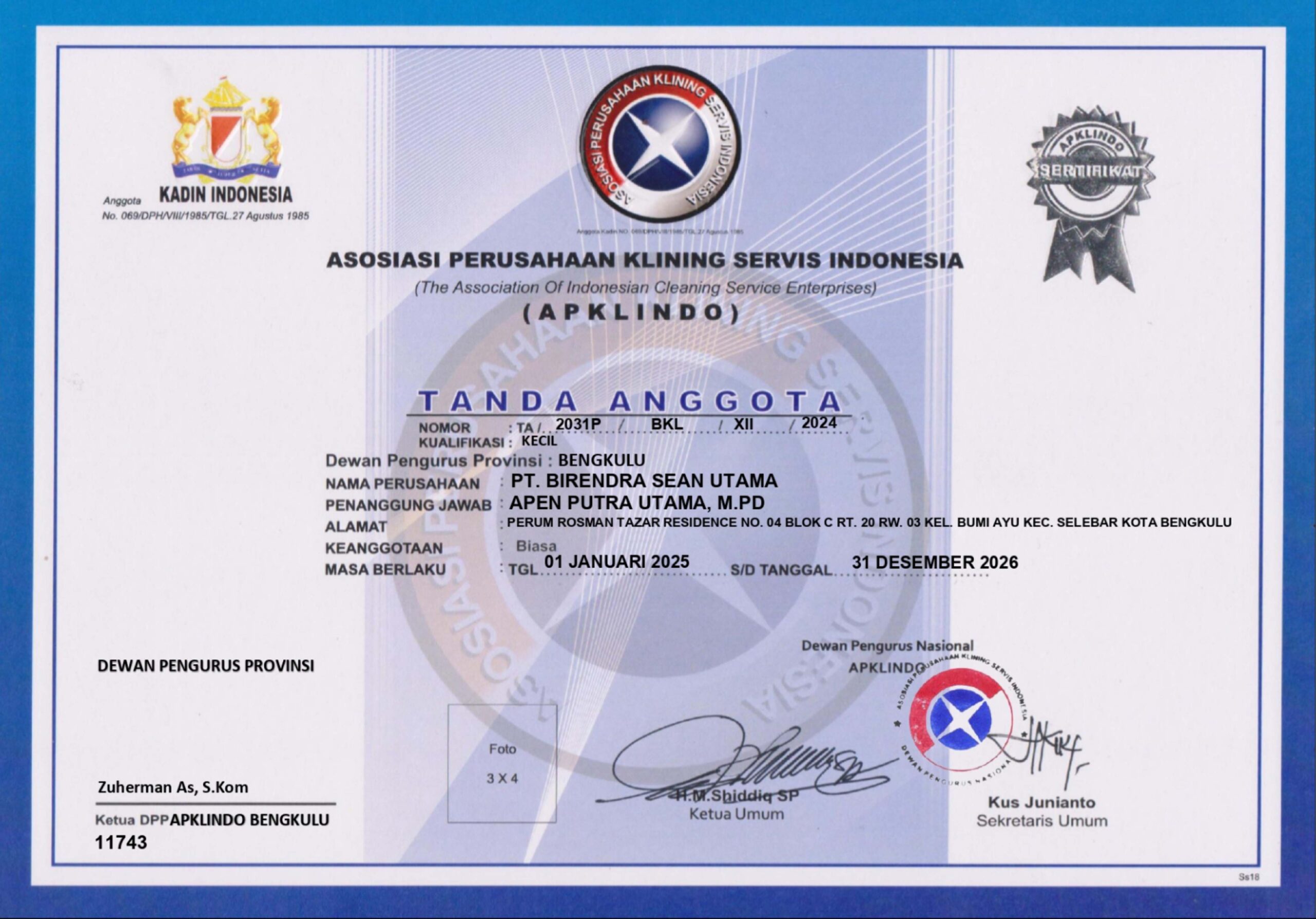 Green Grey Minimal Modern Company Profile Presentation